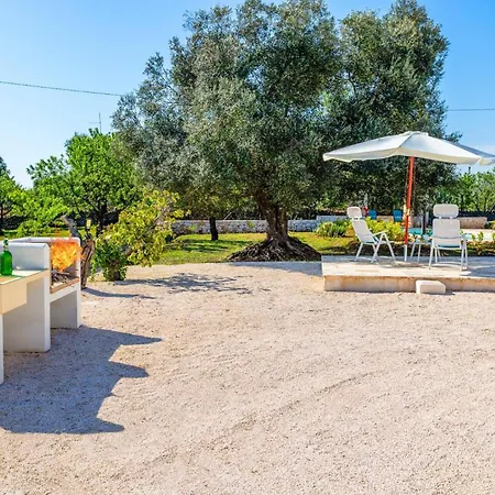 Trullo Ettore By Plus